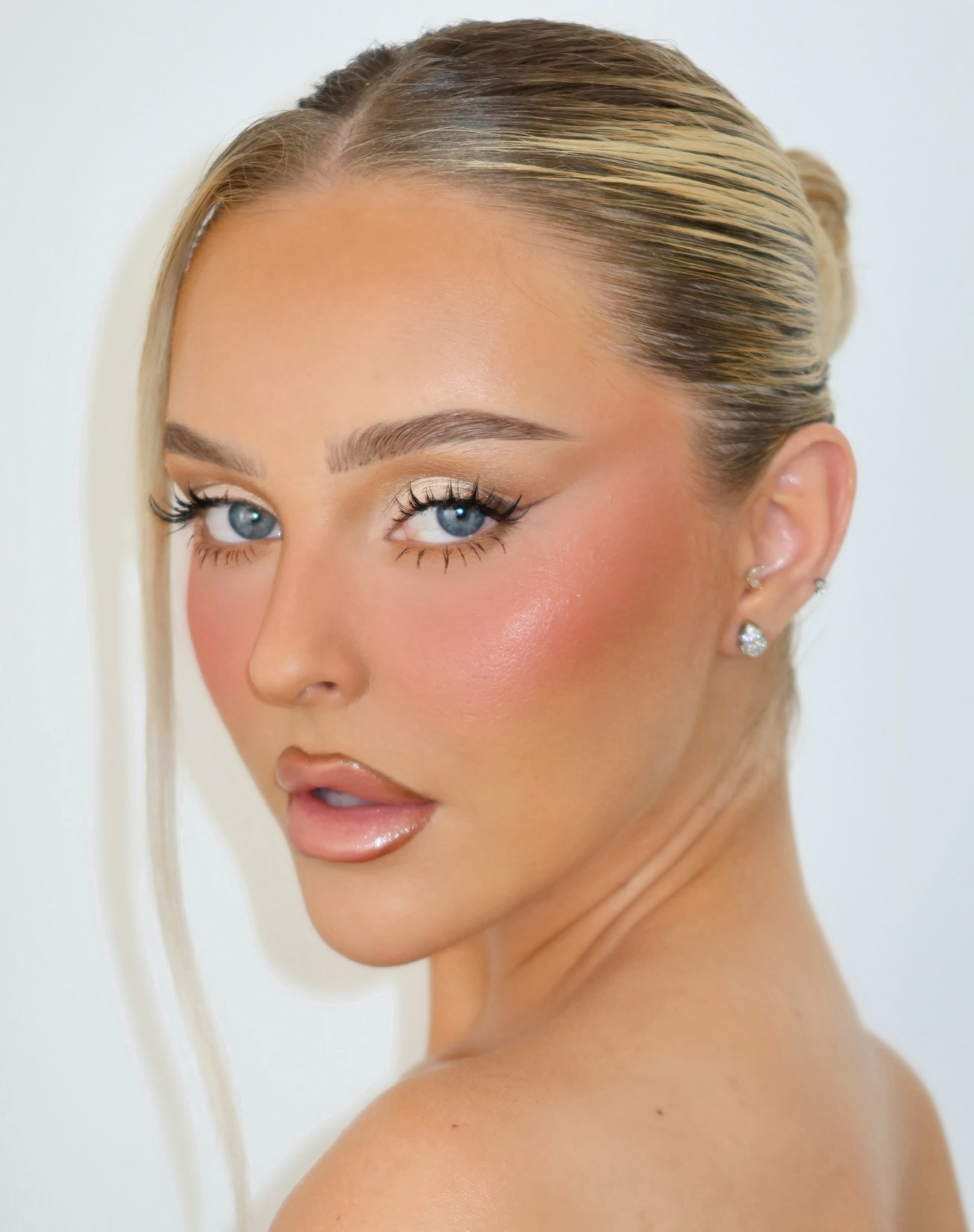 Blush by Ines