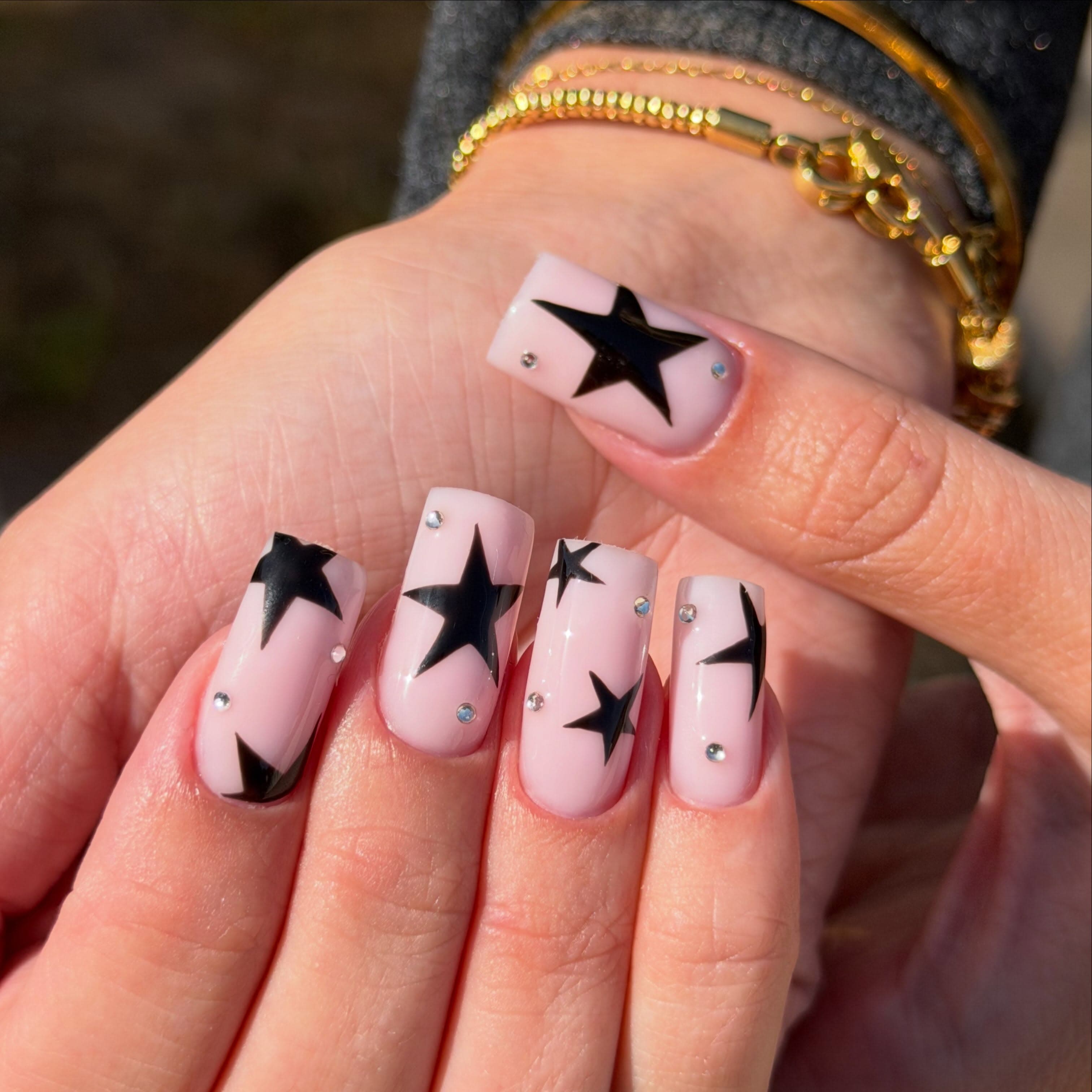 Nina Nails