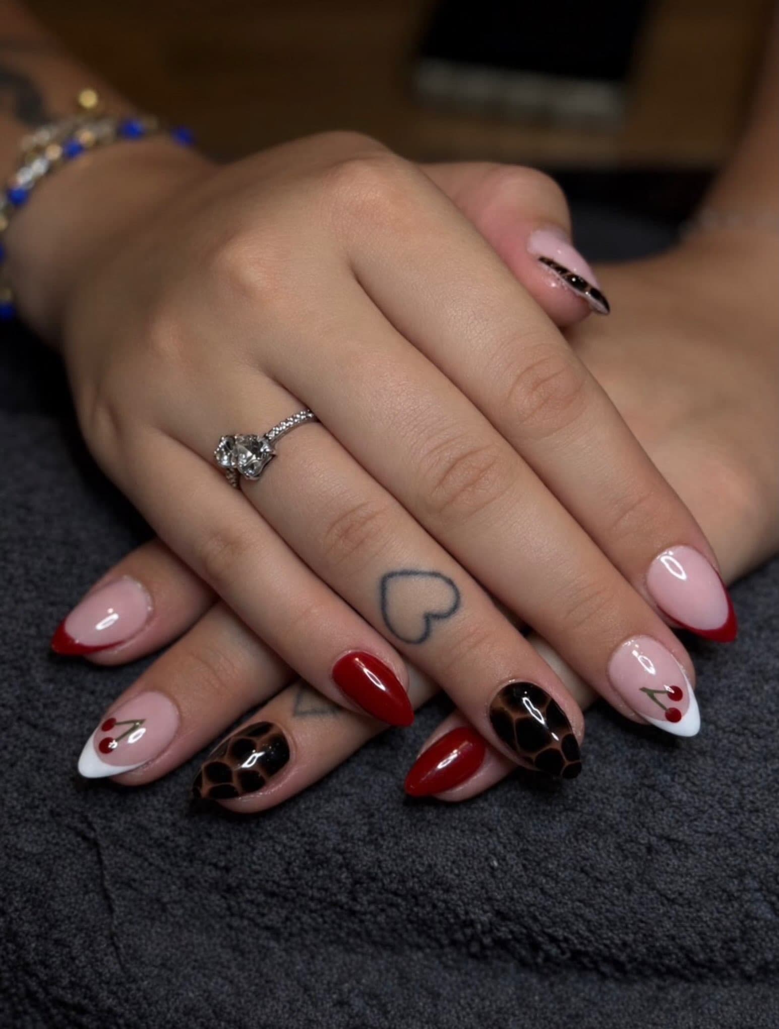 Lily Nail's