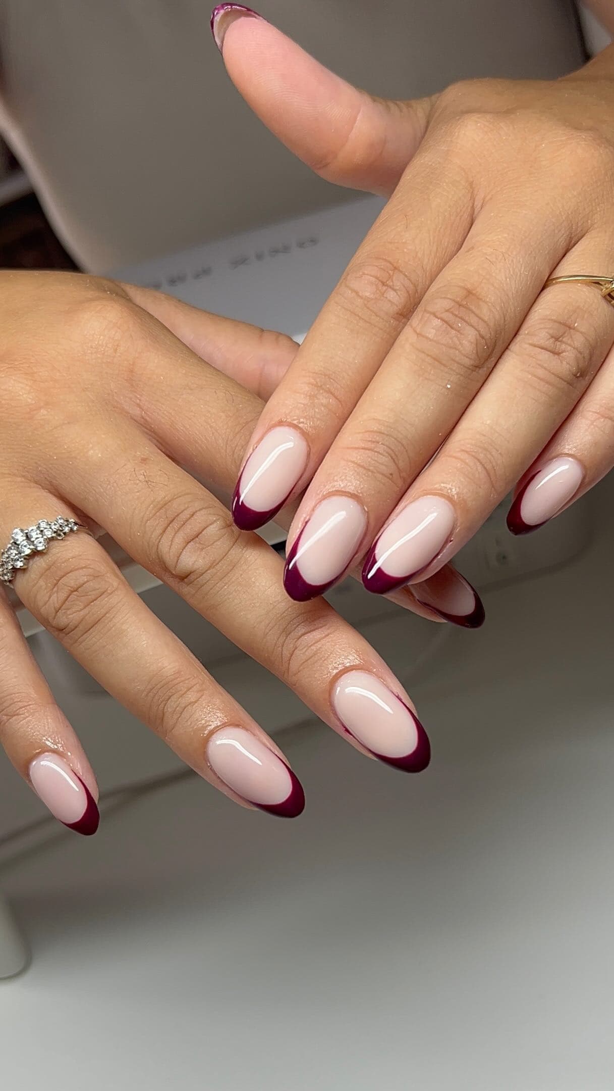 Ongles Bavards