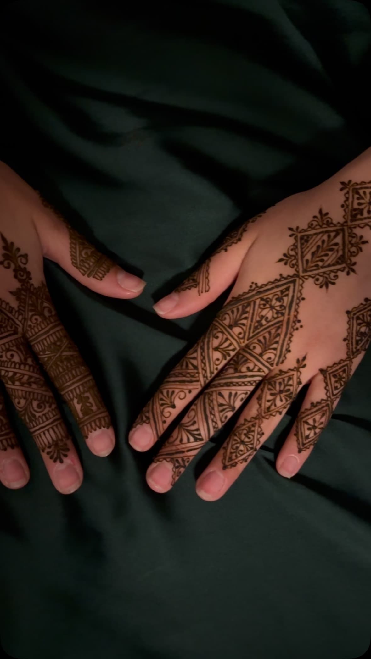 Henna Paris