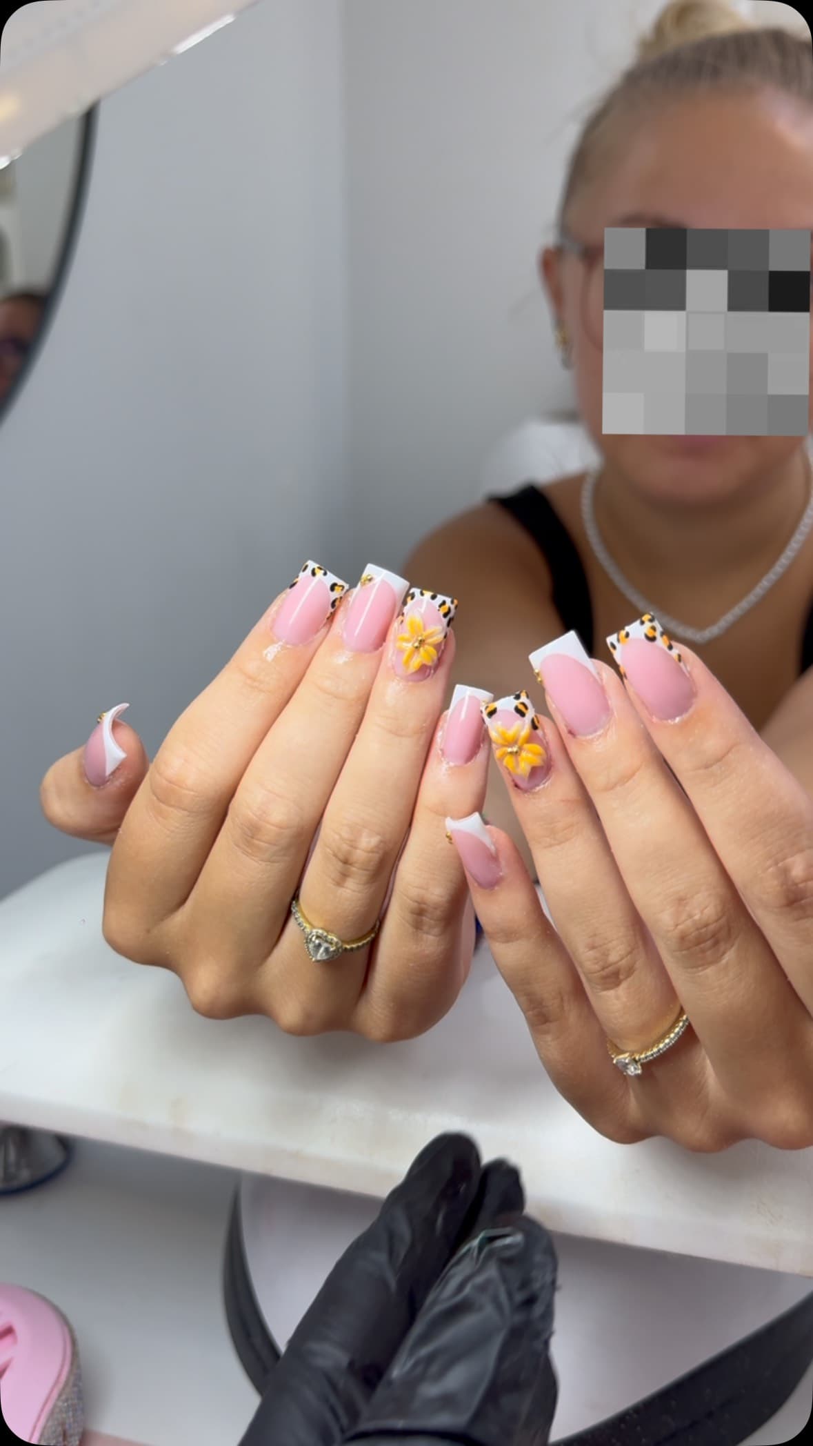 BH Nails