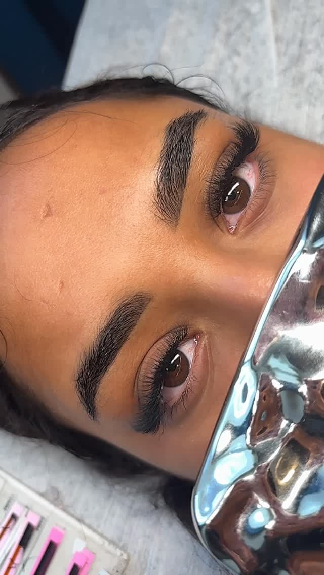 Lashes.ssi
