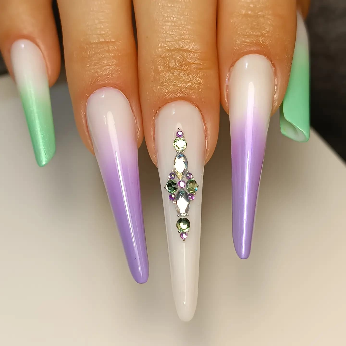 L Creati Ongles