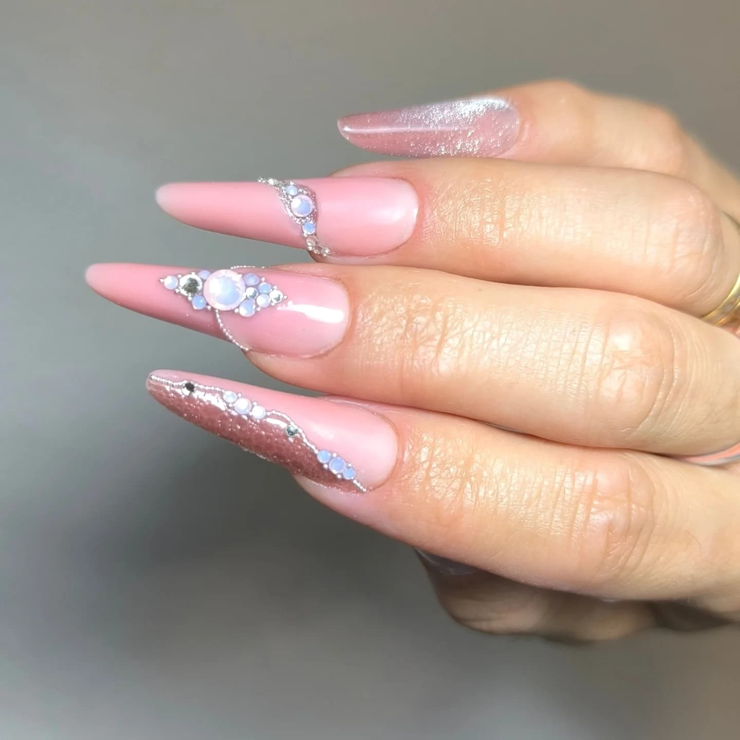 L Creati Ongles